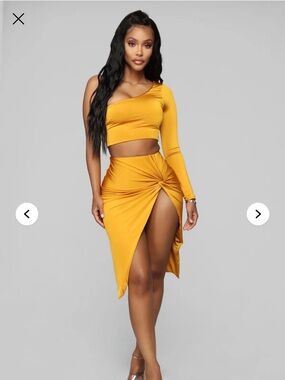 Fashion Nova Skirt Set (Size: Large)